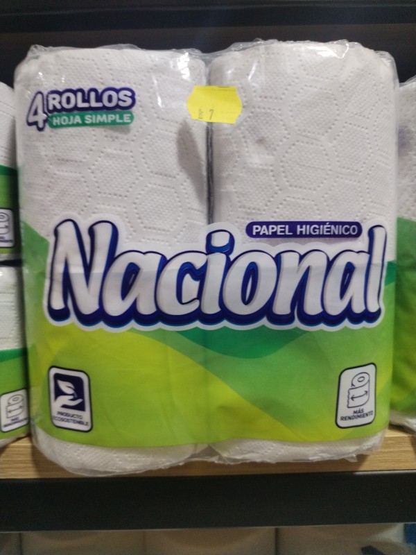 Papel nacional verde 4 rollos hoja simple